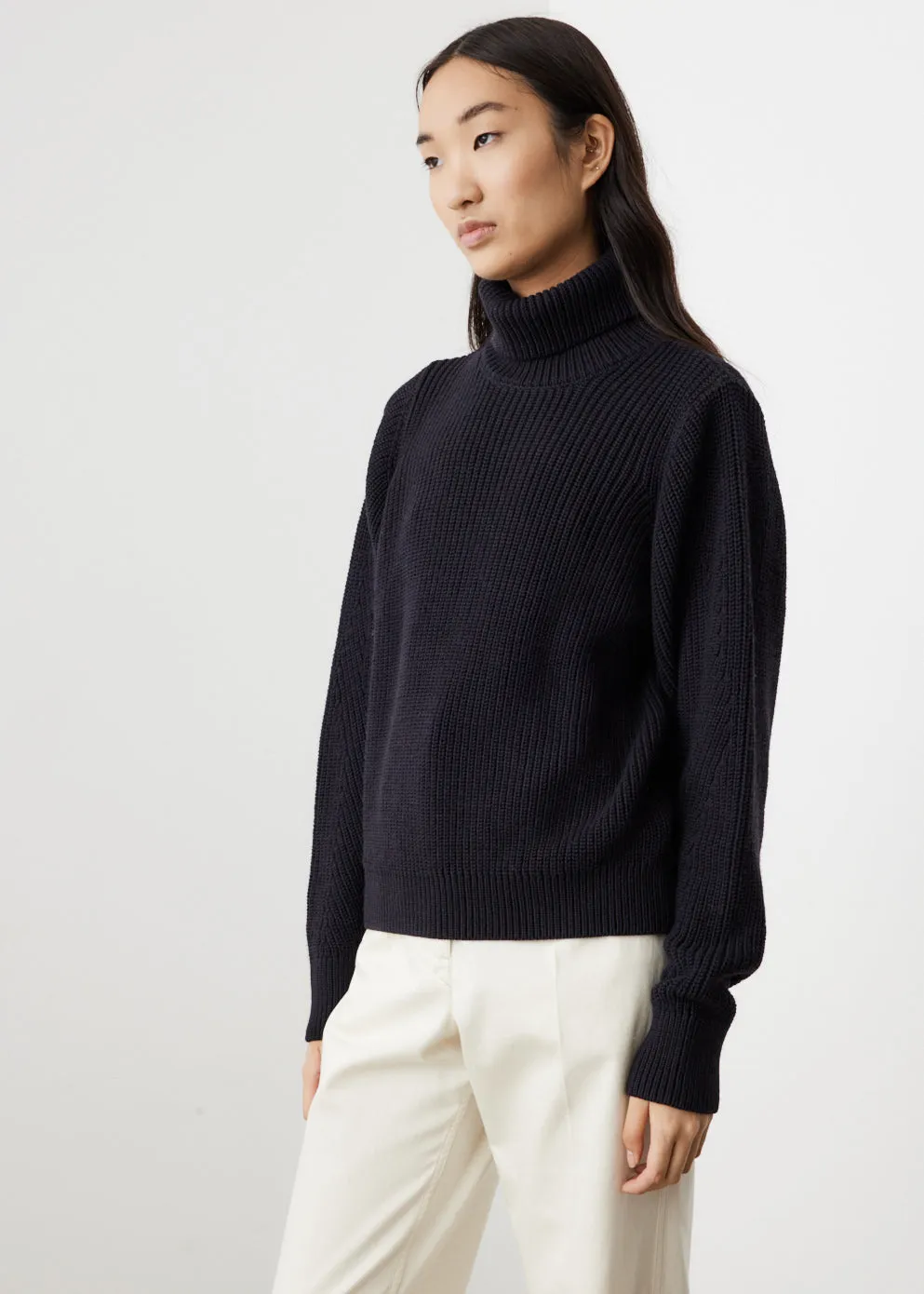 0011 Turtleneck Sweater