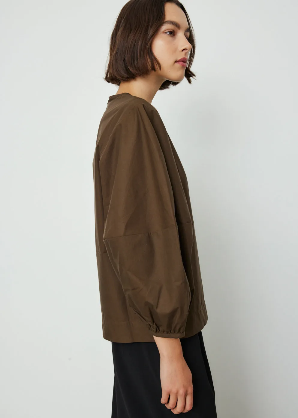 0052 Round Sleeve Top