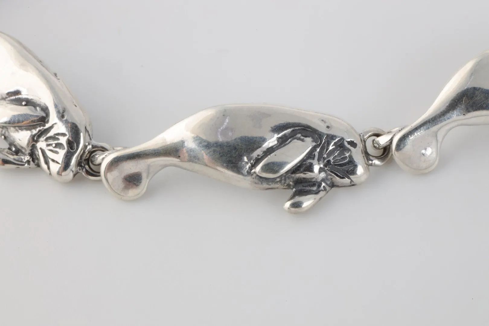 7.5'' 925 Silver Manatee Bracelet (10.86g.)