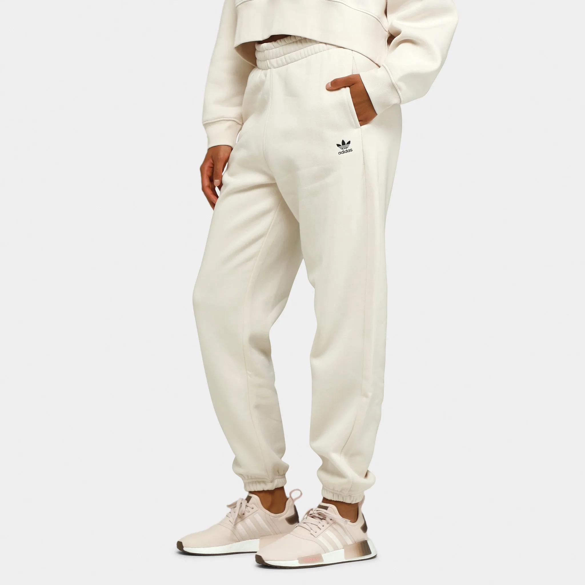 adidas Originals Women's Essentials Fleece Joggers / Wonder White