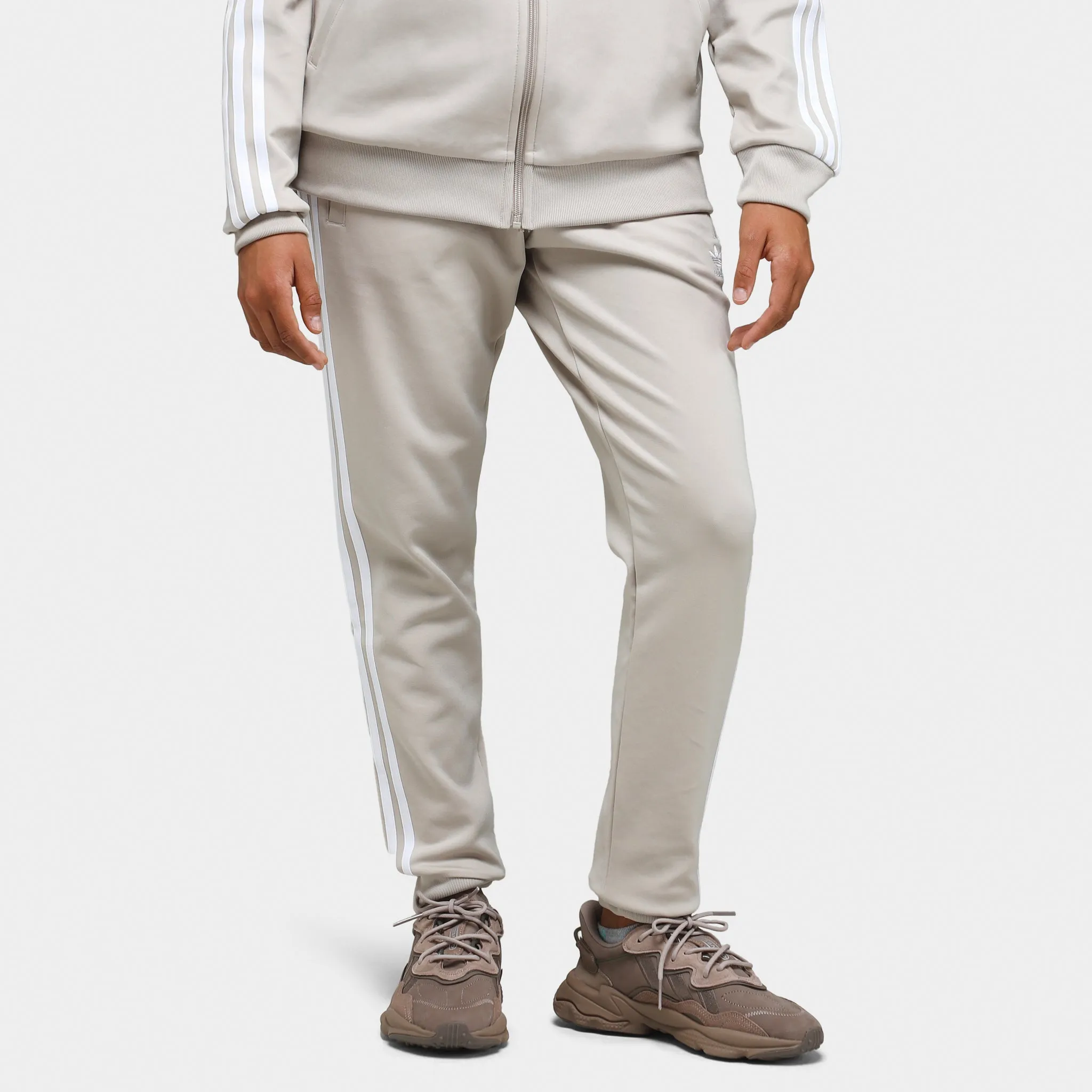 adidas Originals Women's Superstar Joggers / Wonder Beige