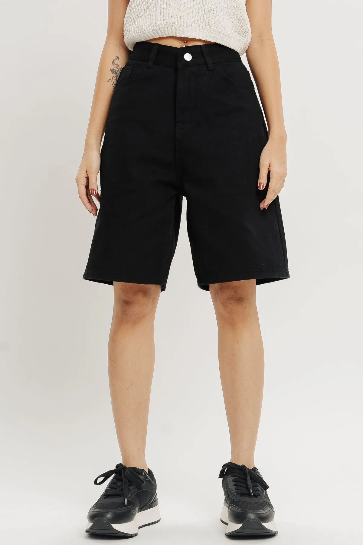 Bermuda Black Shorts