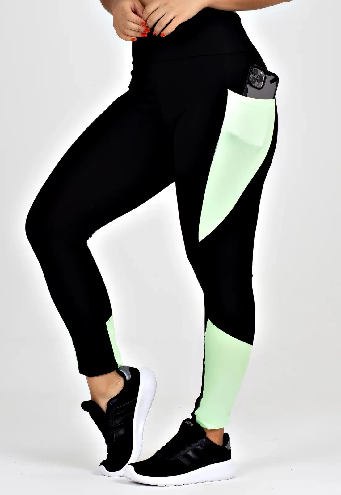 Calça Legging Com Bolso Line C