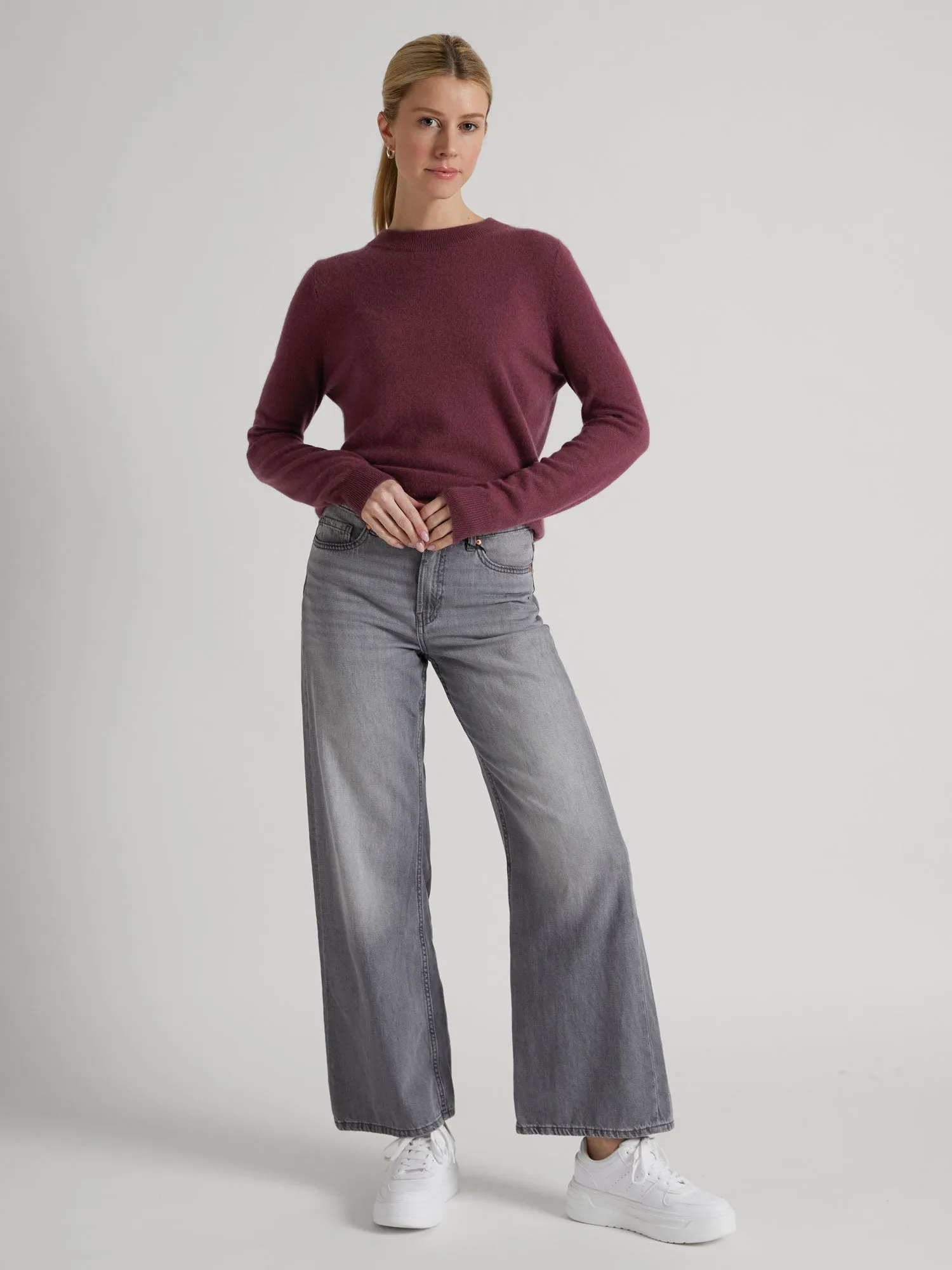 Cashmere sweater "Thora" - wild plum