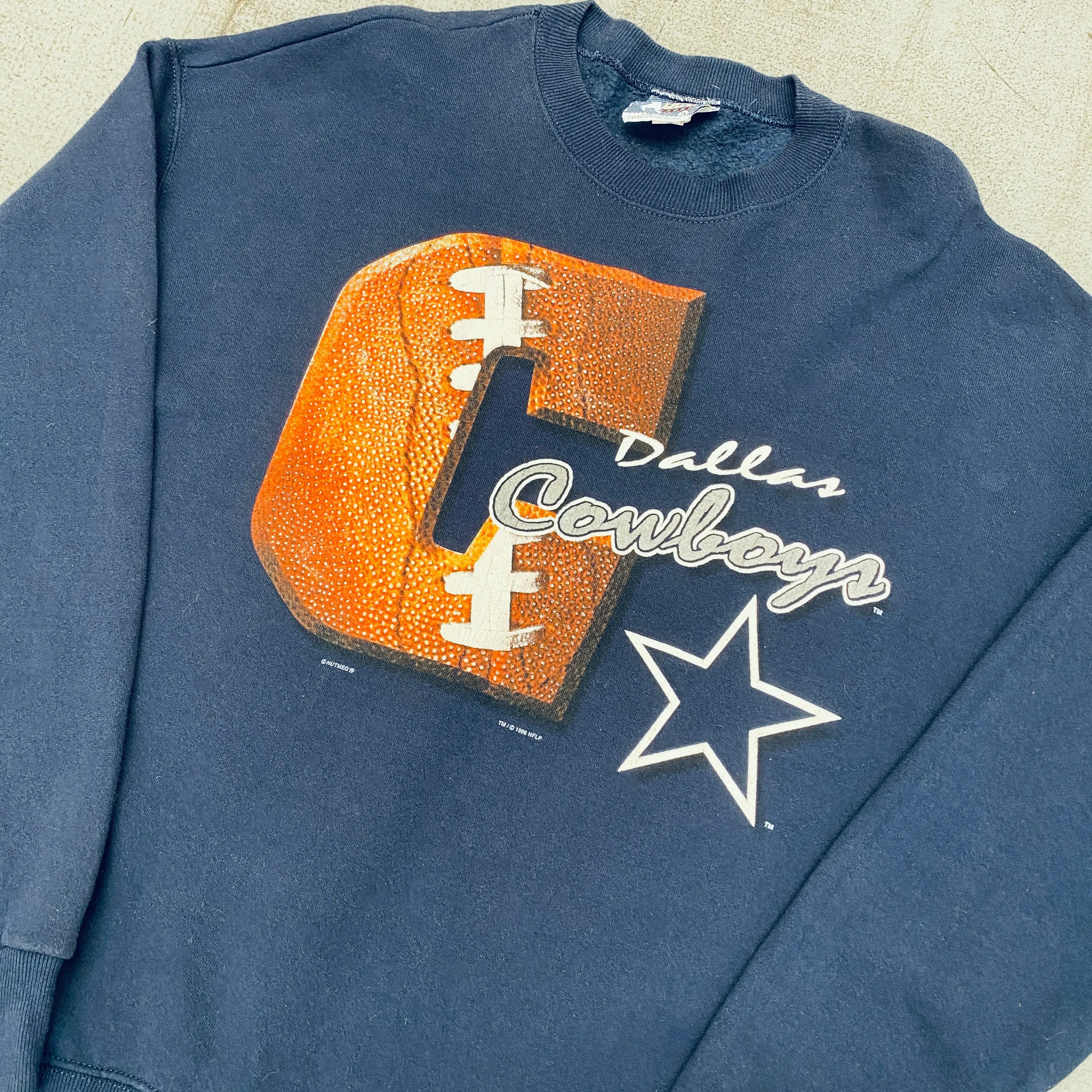 Dallas Cowboys: 1996 Graphic Spellout Sweat (XL)