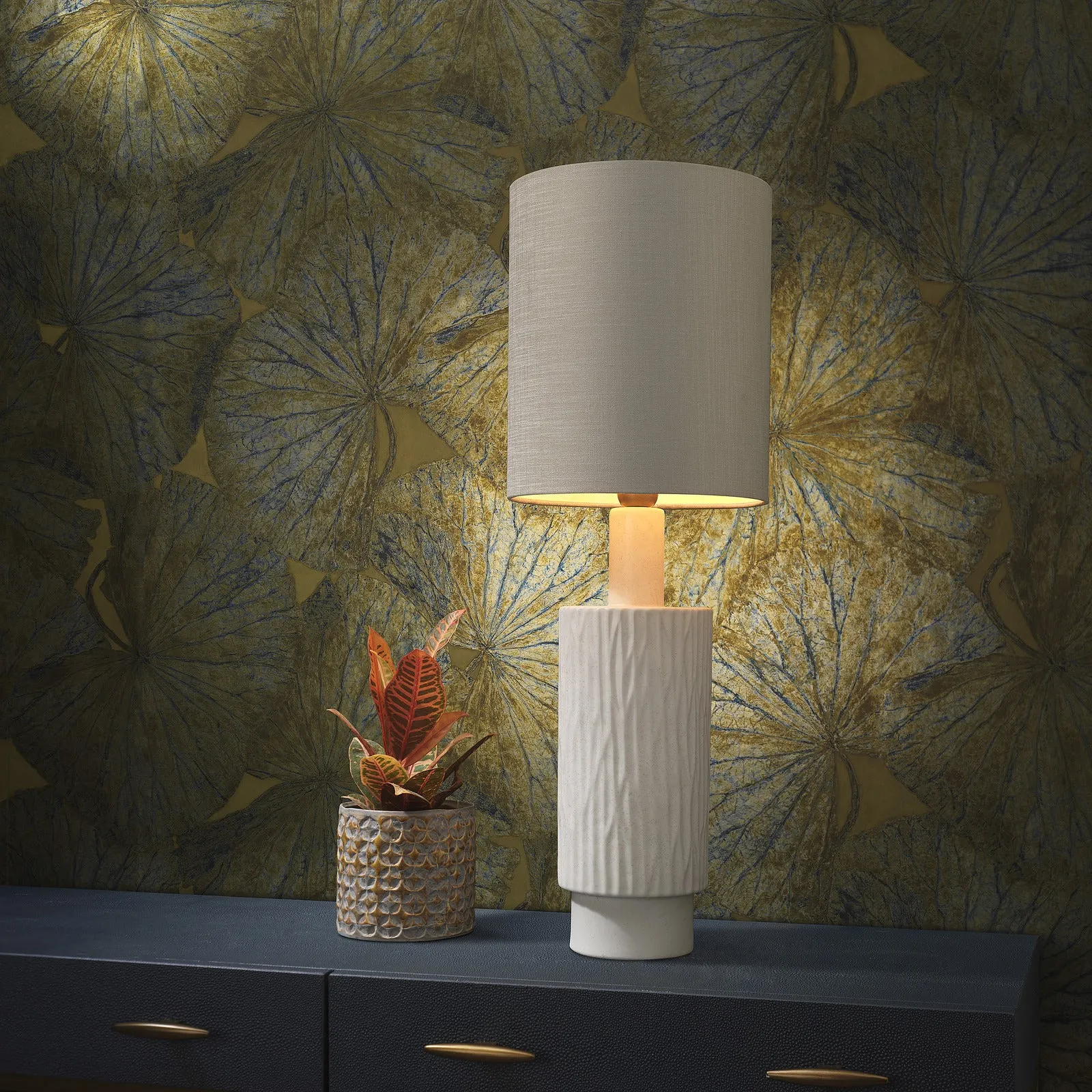 Halsa Table Lamp