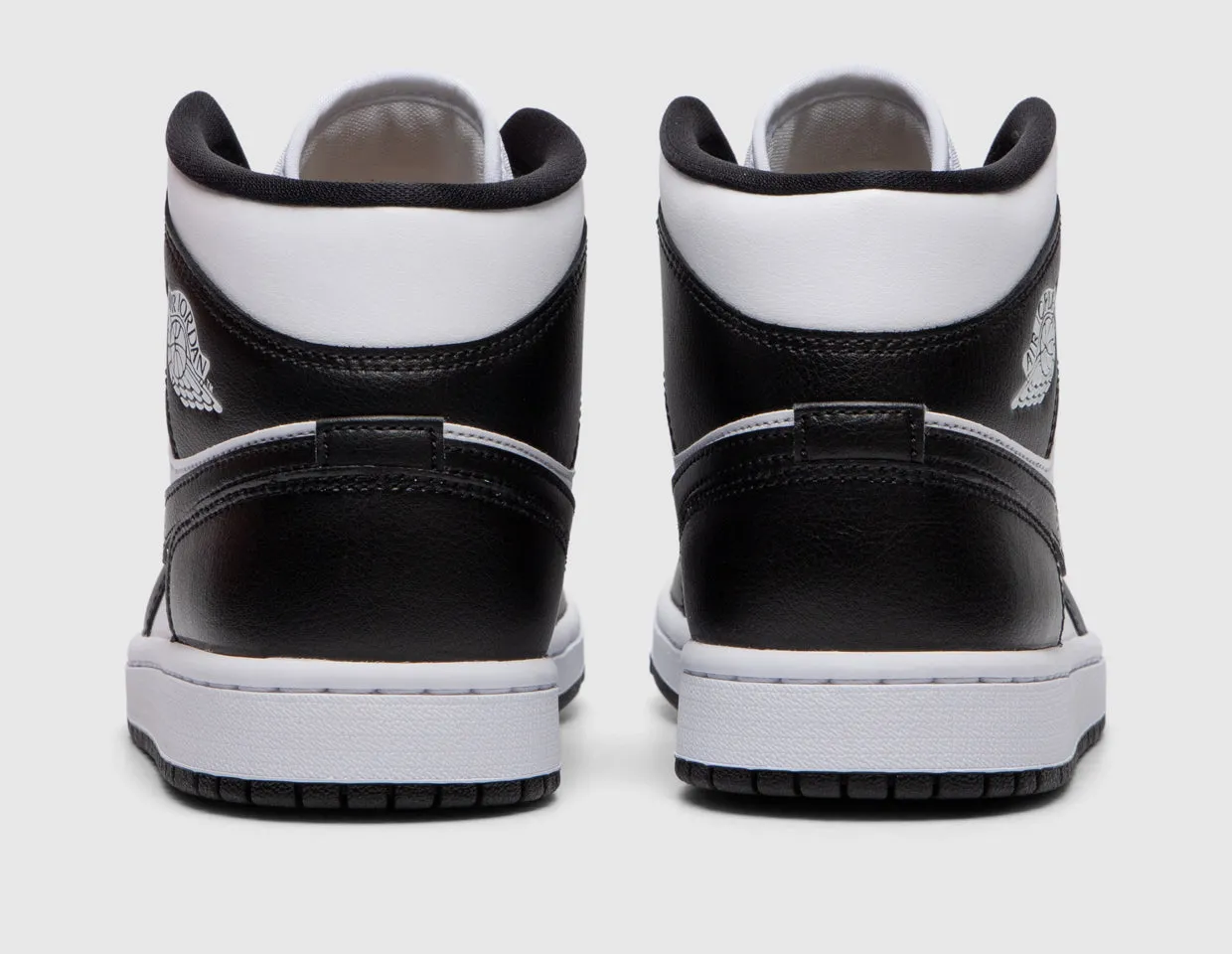 Jordan Women's 1 Mid White / Black - White