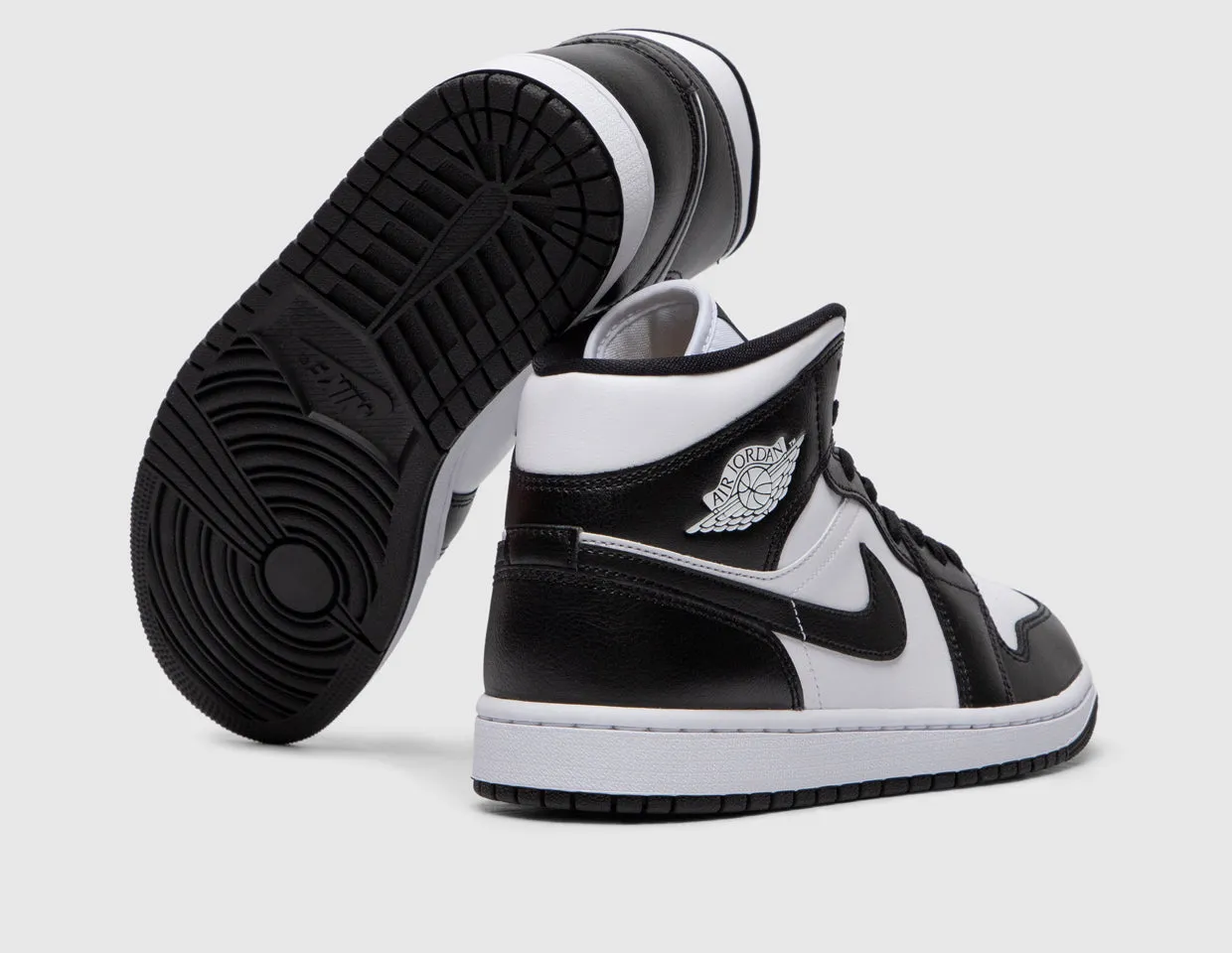 Jordan Women's 1 Mid White / Black - White