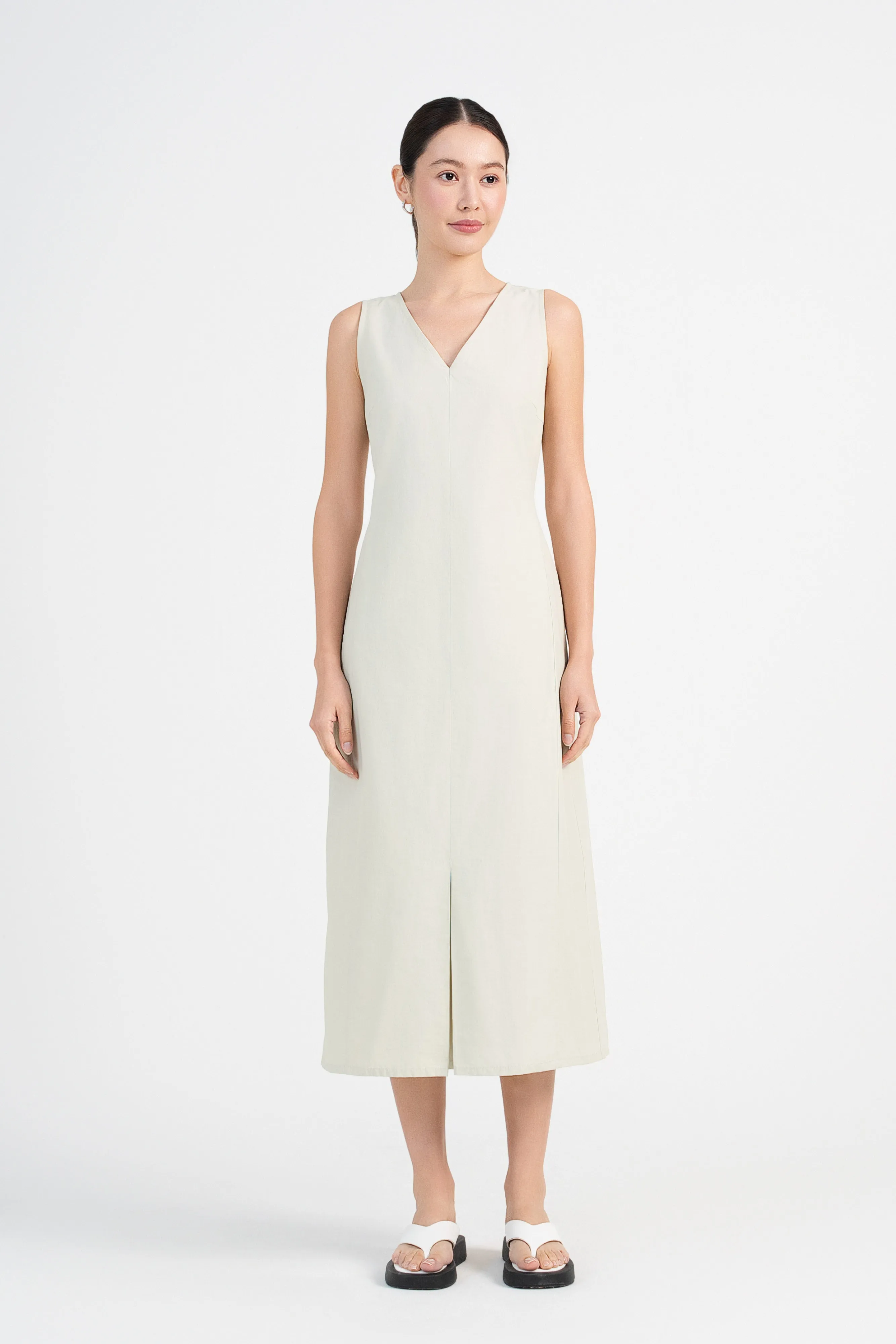 Leslie Sleeveless Nylon Midaxi Dress in Ecru Beige