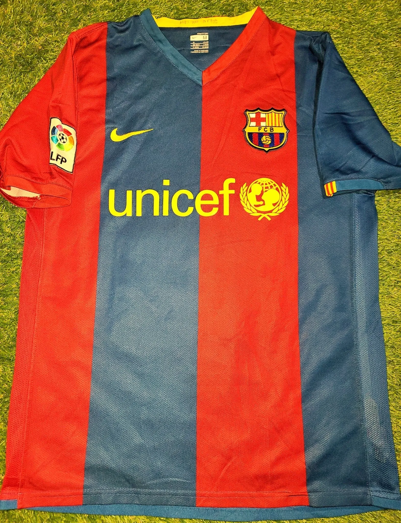 Messi Barcelona 2006 - 2007 Home Jersey Shirt Camiseta Maglia M SKU# 146980-426