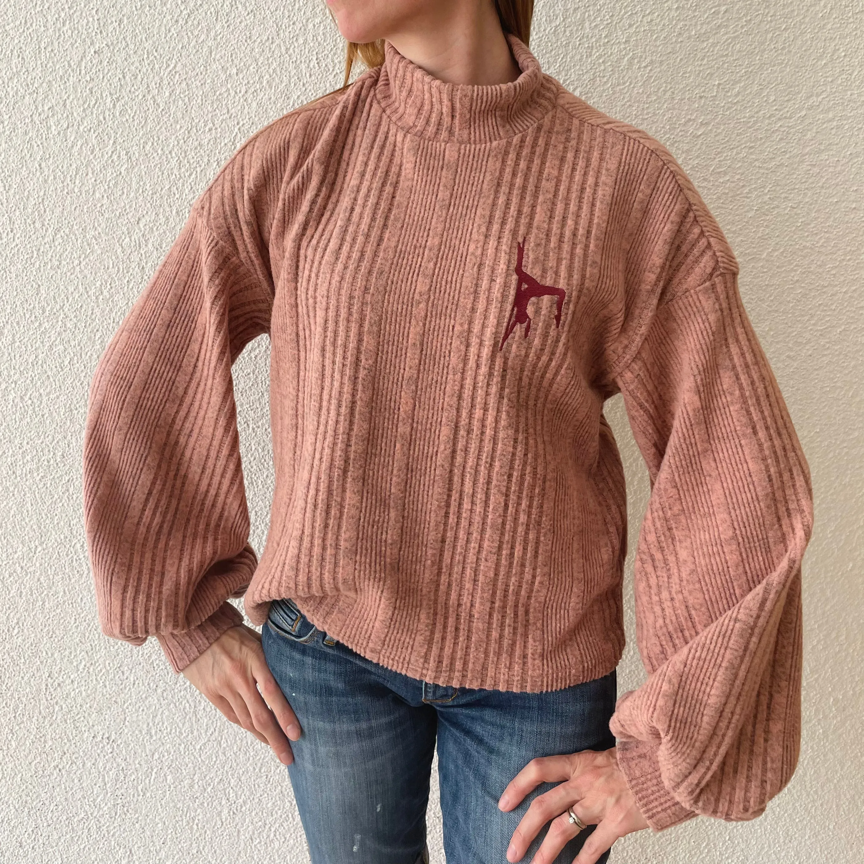 Poledancer sweater soft paaldanstrui bij