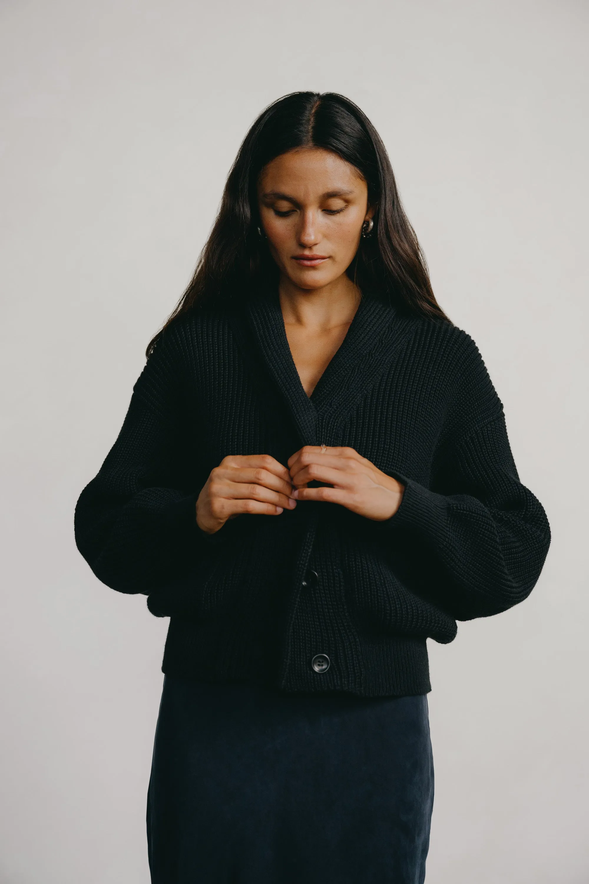 Sloan Cardigan, Organic Tanguis Cotton, Black